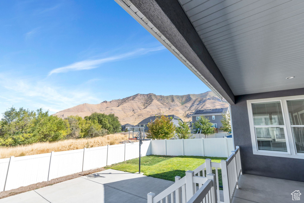 1897 E ROCK HOLLOW RD Lake Point, UT 84074
