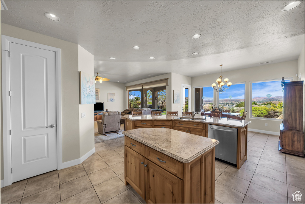 Photo 11 for MLS #2114102 at 3116 Mountain Crest Cir