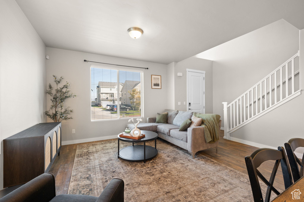 Photo 4 for MLS #2114109 at 1064 W Narrows Ln