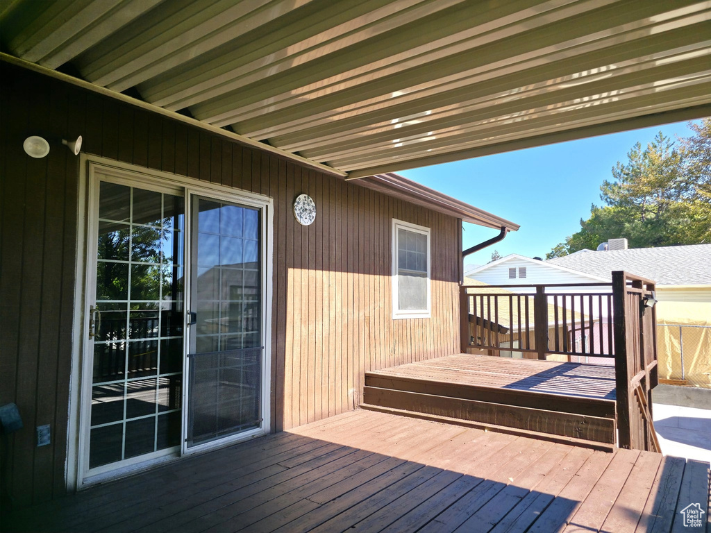 Photo 18 for MLS #2114110 at 2283 W 470 North