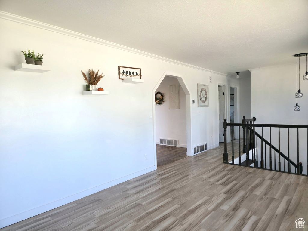 Photo 3 for MLS #2114110 at 2283 W 470 North