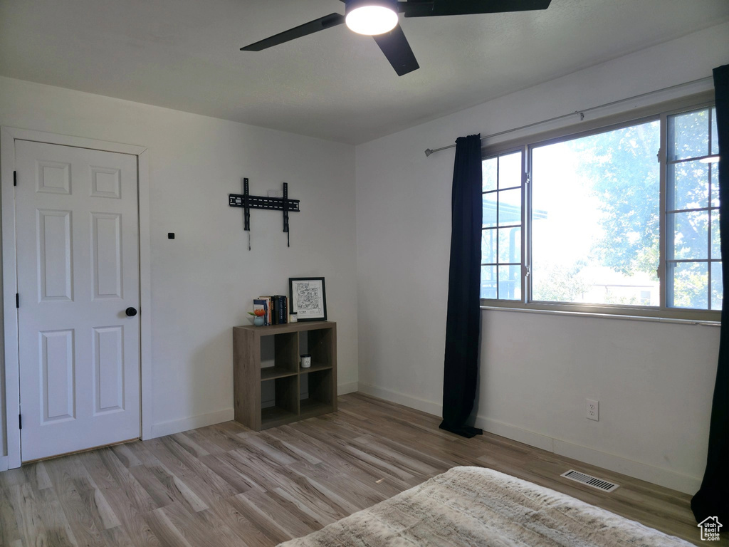 Photo 9 for MLS #2114110 at 2283 W 470 North