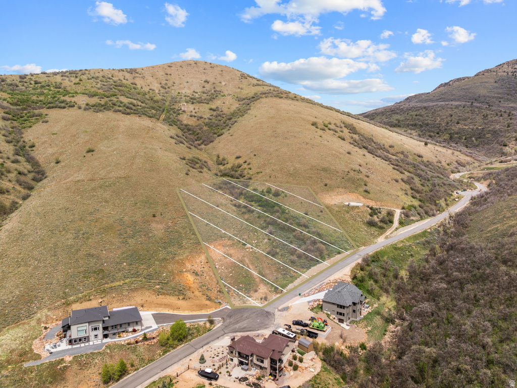 1331 N MAPLE DR Huntsville, UT 84317