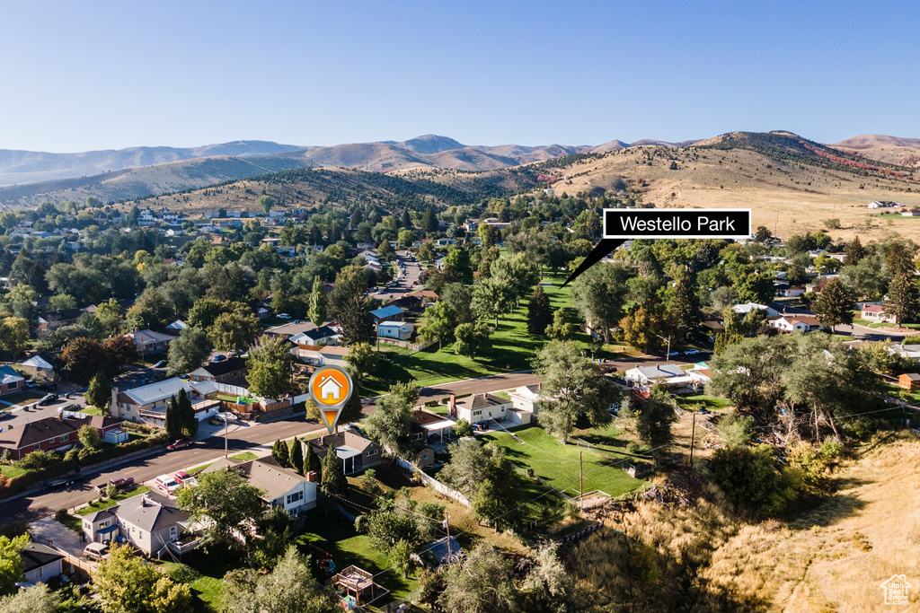 Photo 36 for MLS #2114127 at 834 Highland Blvd
