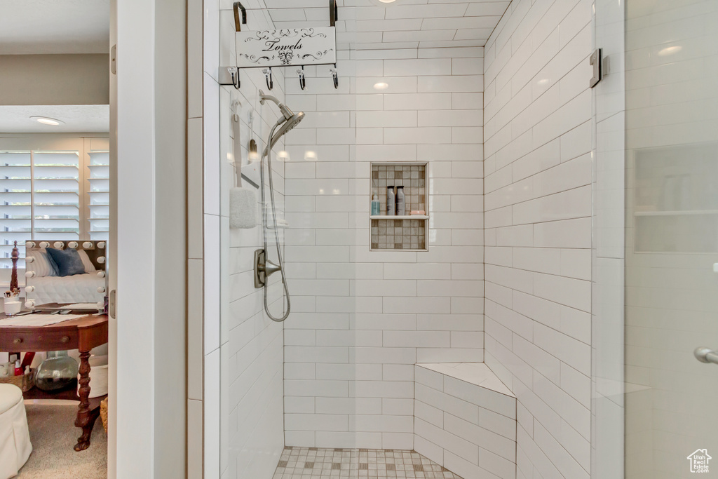Photo 23 for MLS #2114132 at 358 Eastoaks Dr