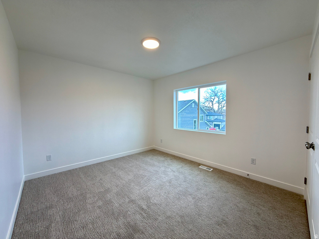 2775 S PATRICIA DR Magna, UT 84044