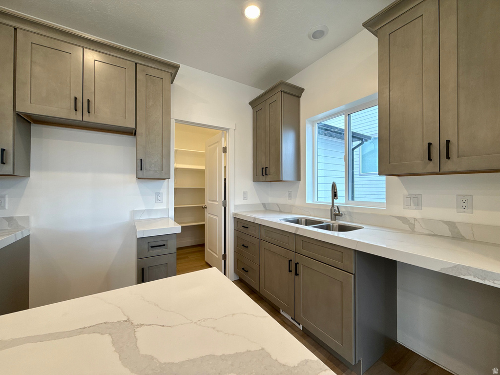 2775 S PATRICIA DR Magna, UT 84044