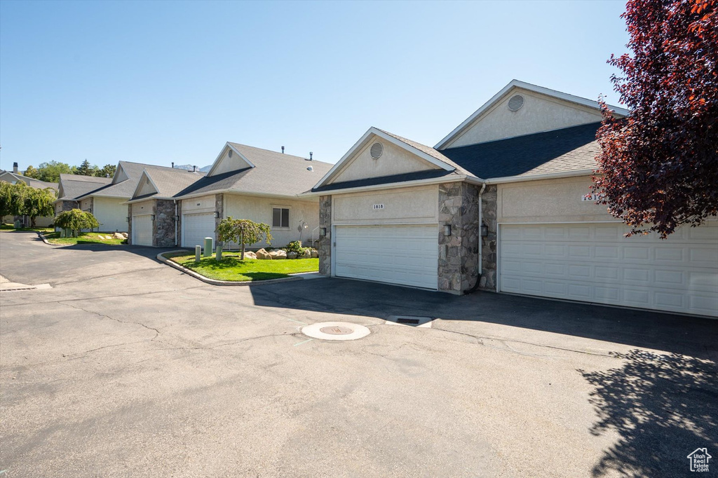 1818 E 3900 S Holladay, UT 84124