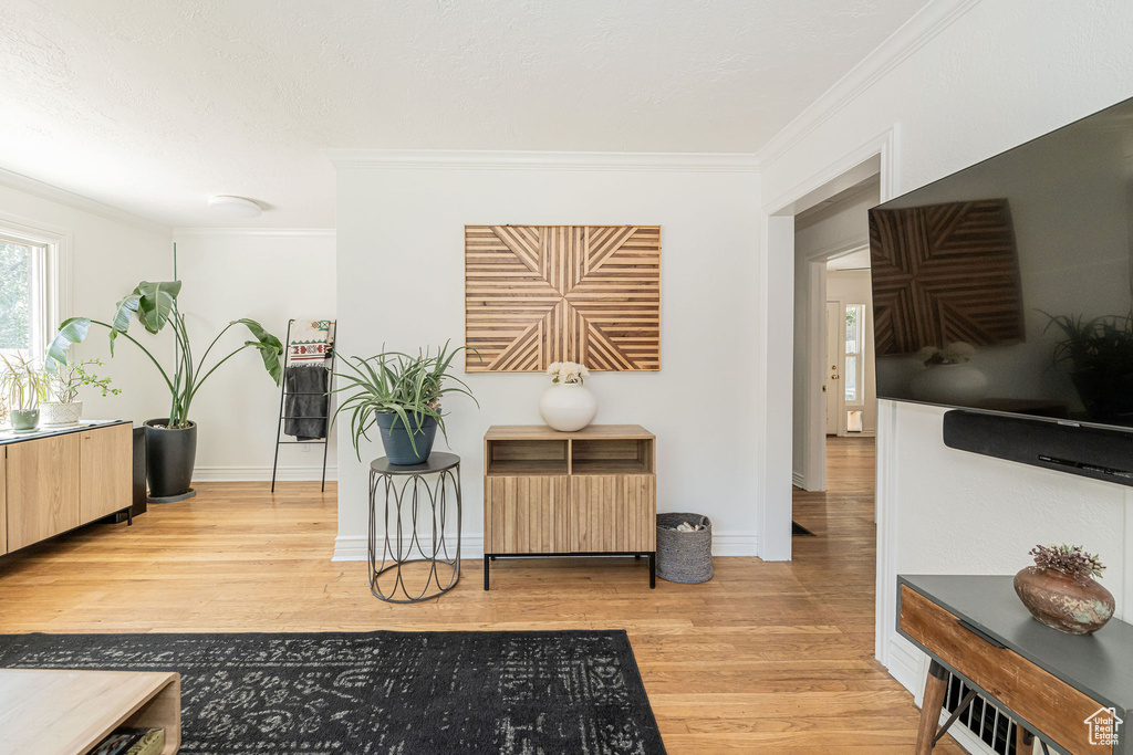 Photo 8 for MLS #2114154 at 3065 S Iowa Ave