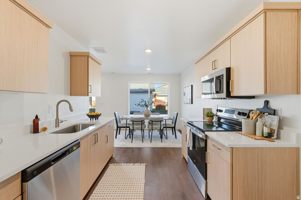 1615 N ANGEL ST #F Layton, UT 84041