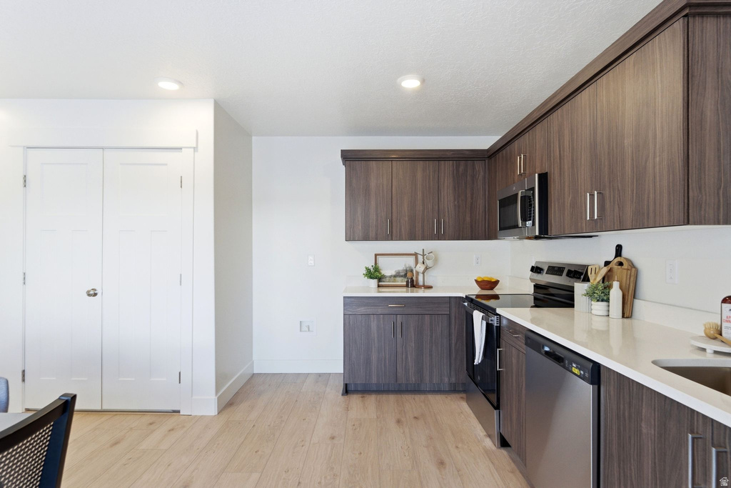 1615 N ANGEL ST #F Layton, UT 84041