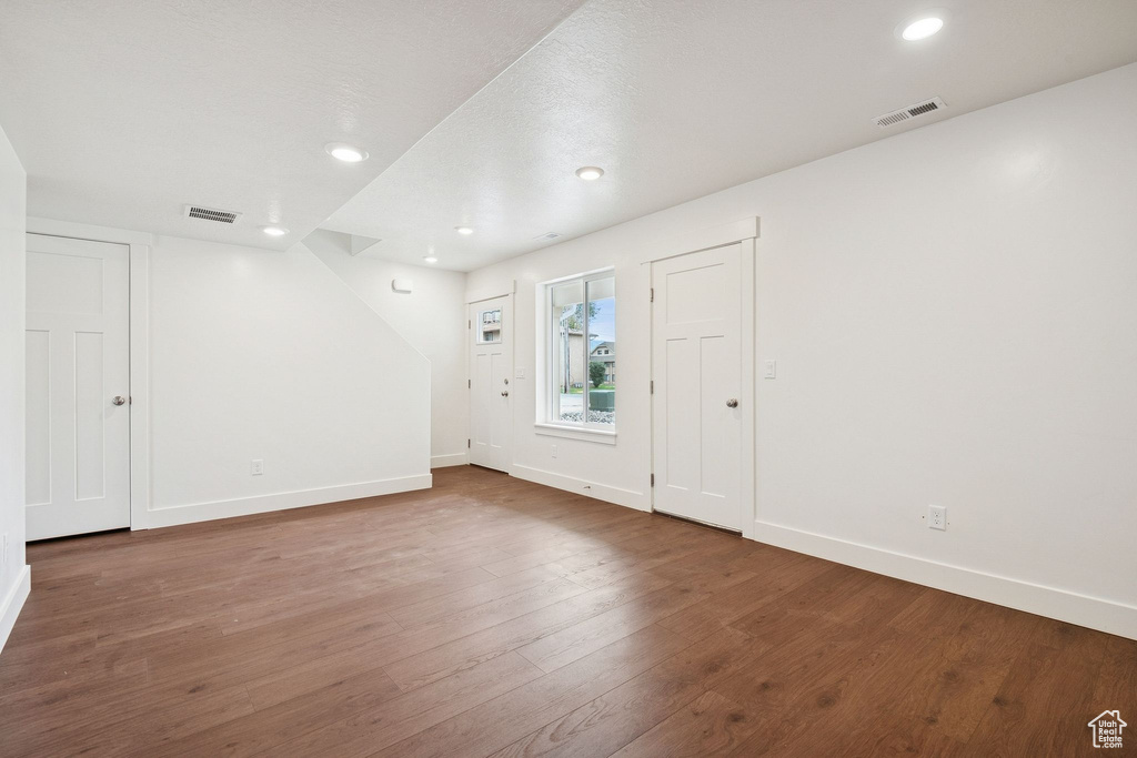 Photo 4 for MLS #2114163 at 1615 N Angel St #I