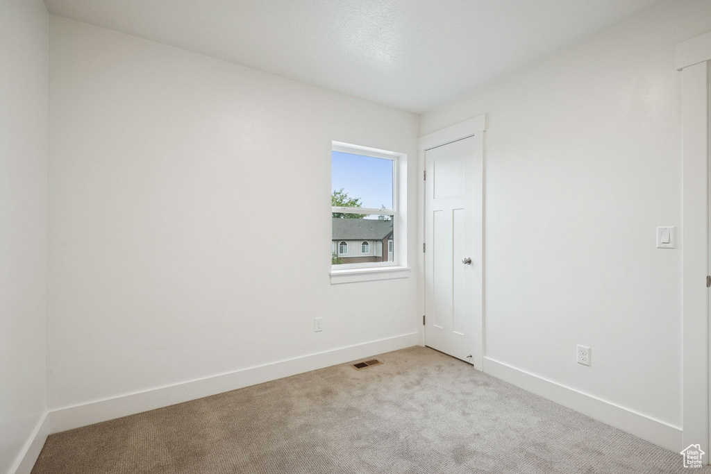 1615 N ANGEL ST #E Layton, UT 84041