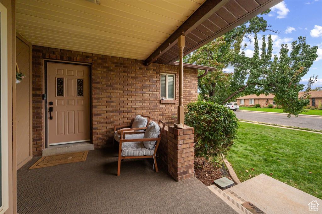 Photo 3 for MLS #2114168 at 5530 S 100 West