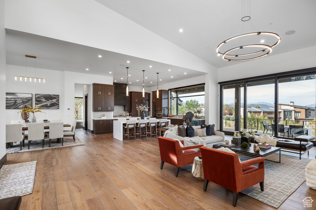 2446 E FLAT TOP MOUNTAIN DR #JH10 Heber City, UT 84032