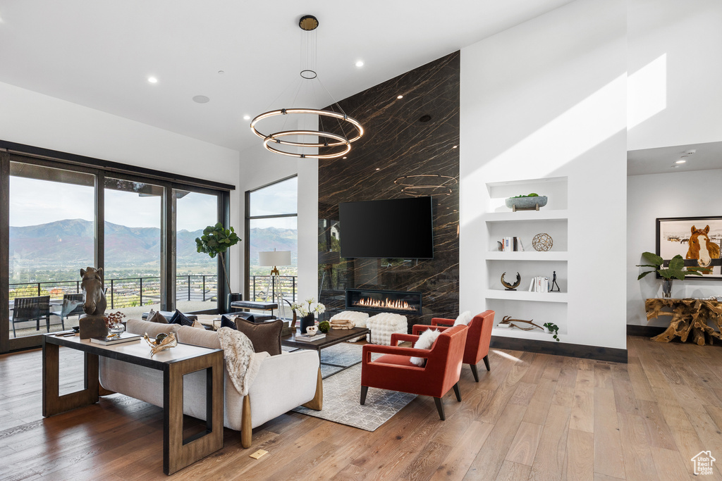 2446 E FLAT TOP MOUNTAIN DR #JH10 Heber City, UT 84032