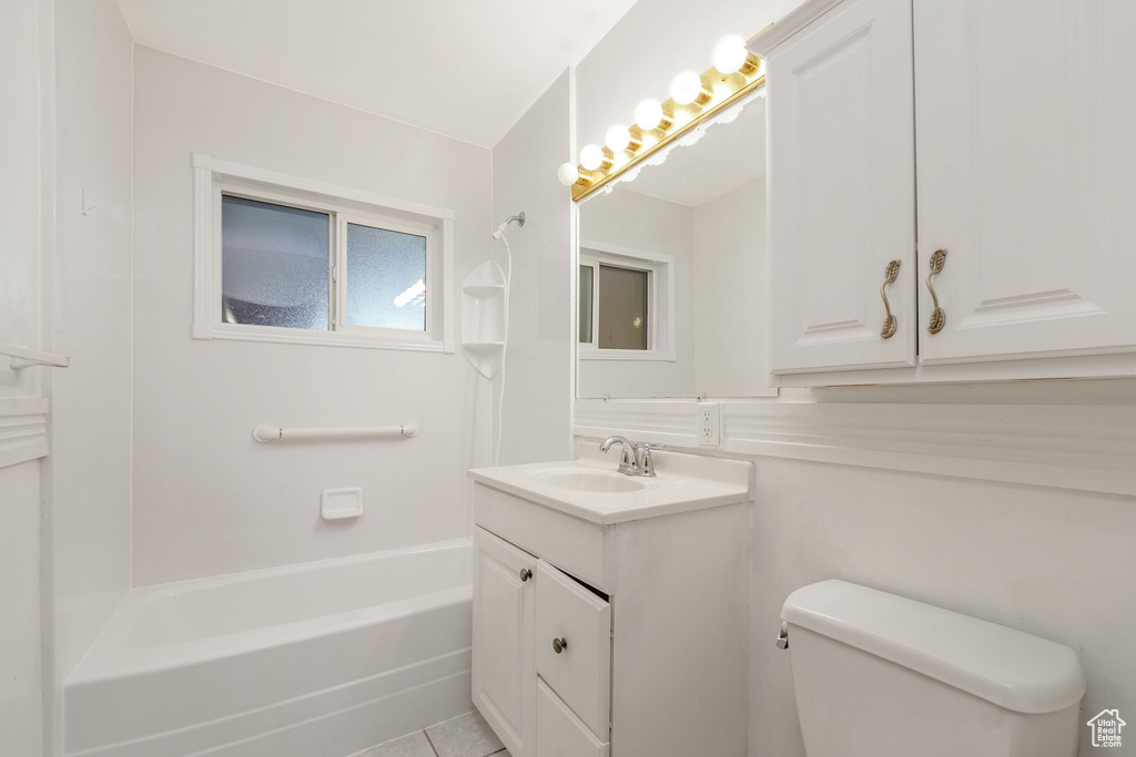 Photo 10 for MLS #2114174 at 295 E 300 North