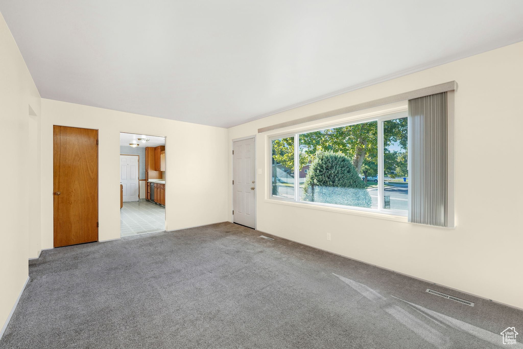 Photo 7 for MLS #2114174 at 295 E 300 North