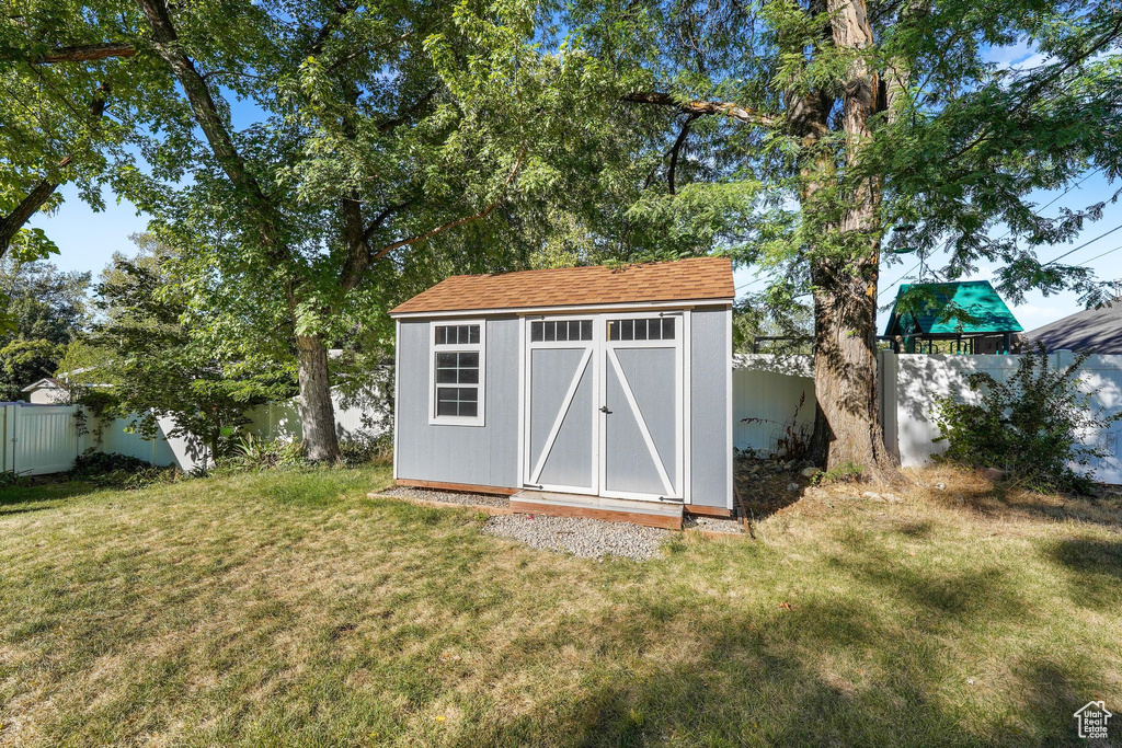Photo 22 for MLS #2114174 at 295 E 300 North
