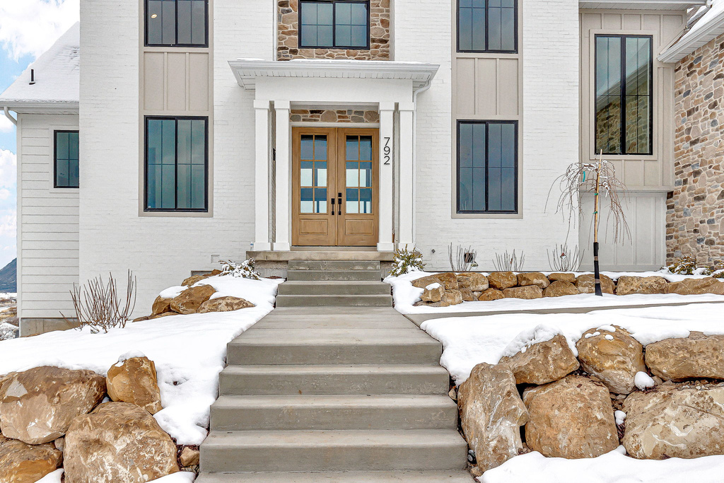 792 N MOUNTAIN DR Elk Ridge, UT 84651