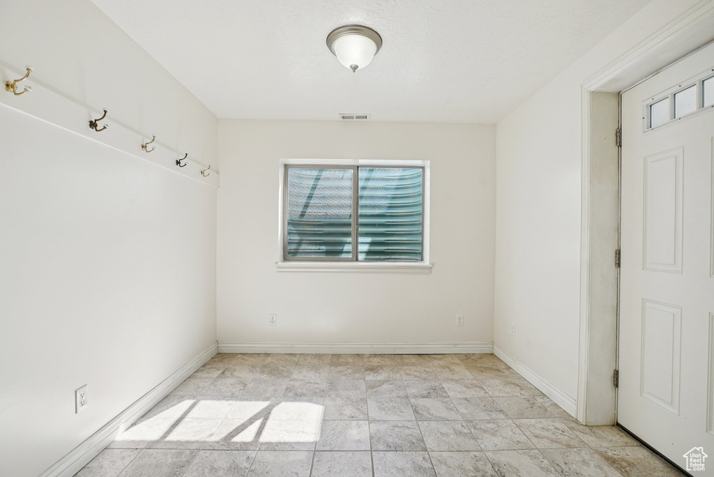 4091 W SWENSEN FARM DR Riverton, UT 84096