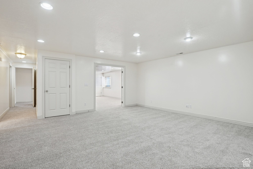 4091 W SWENSEN FARM DR Riverton, UT 84096