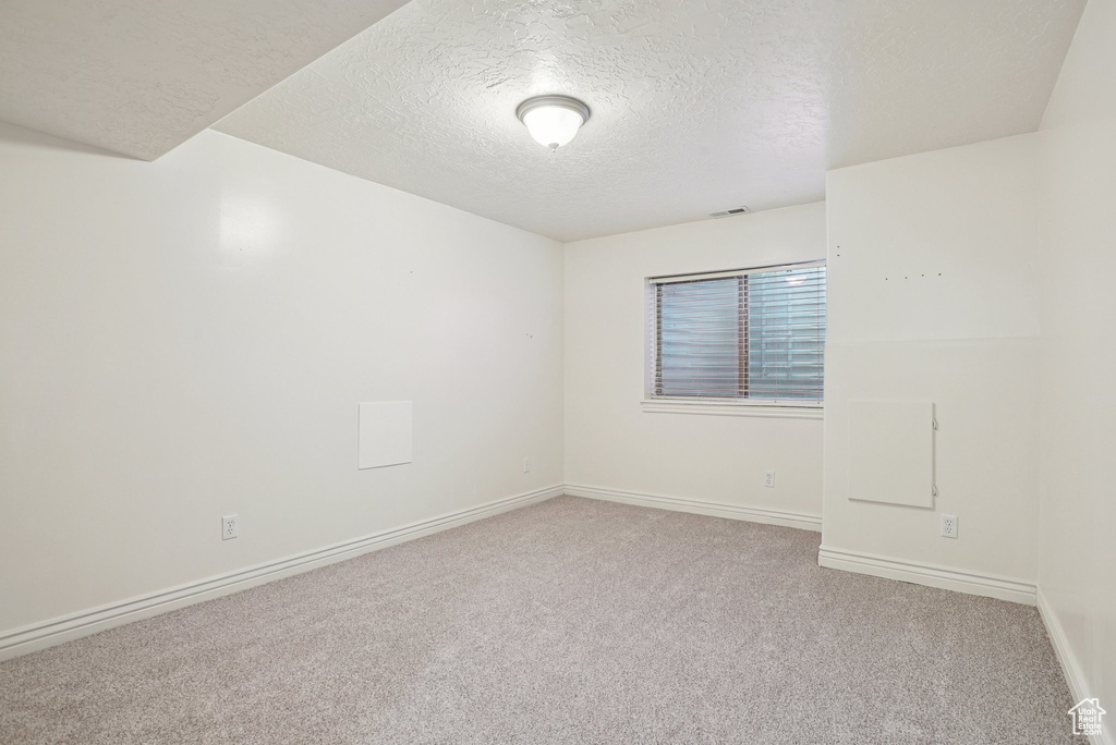 4091 W SWENSEN FARM DR Riverton, UT 84096