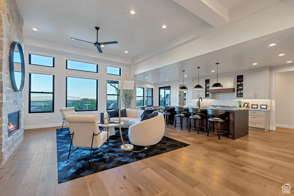 2145 N MAIN ST Centerville, UT 84014