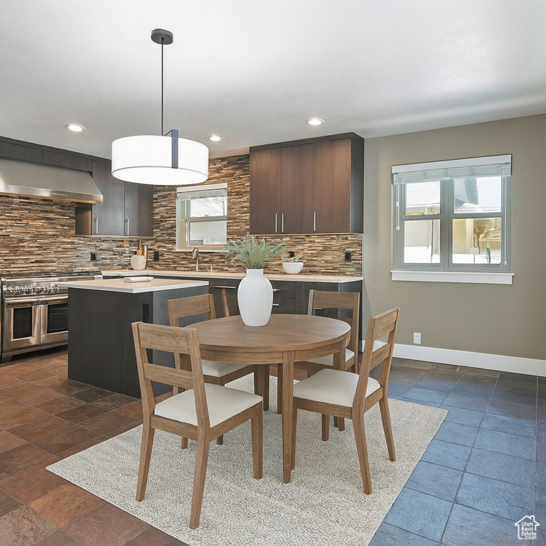 1689 E KIERSTIN PL Salt Lake City, UT 84108