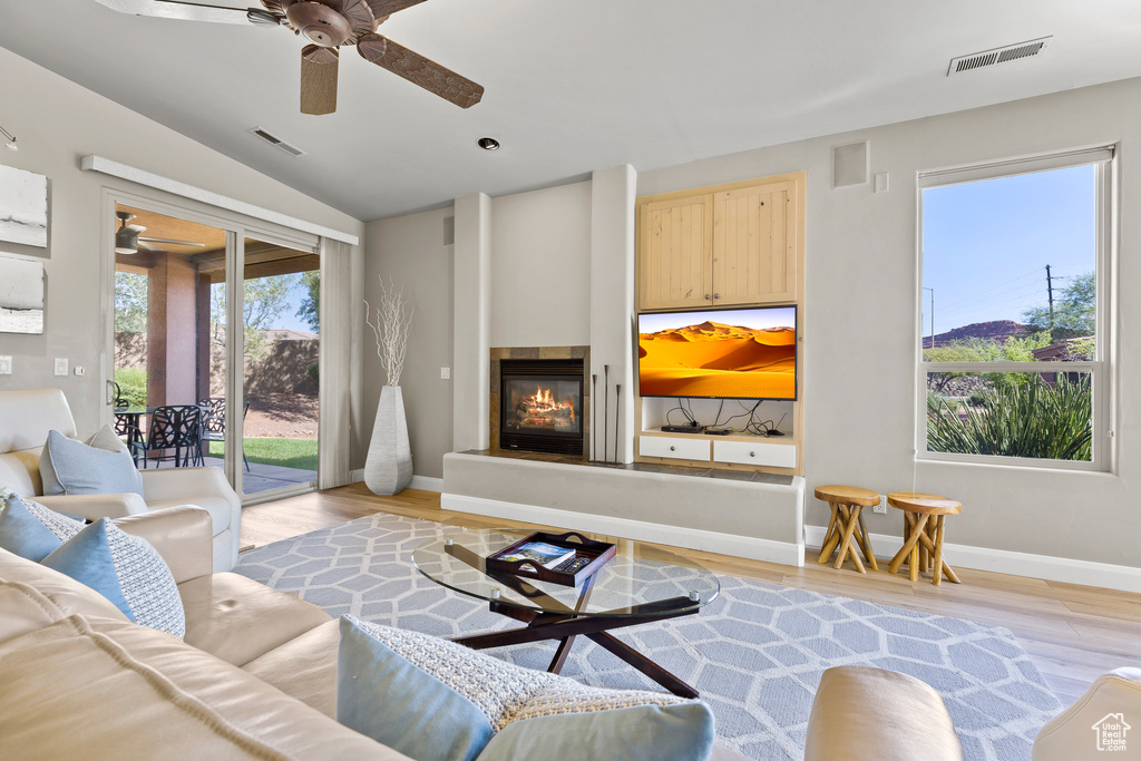 Photo 14 for MLS #2114190 at 2655 W Pioneer Pkwy #2