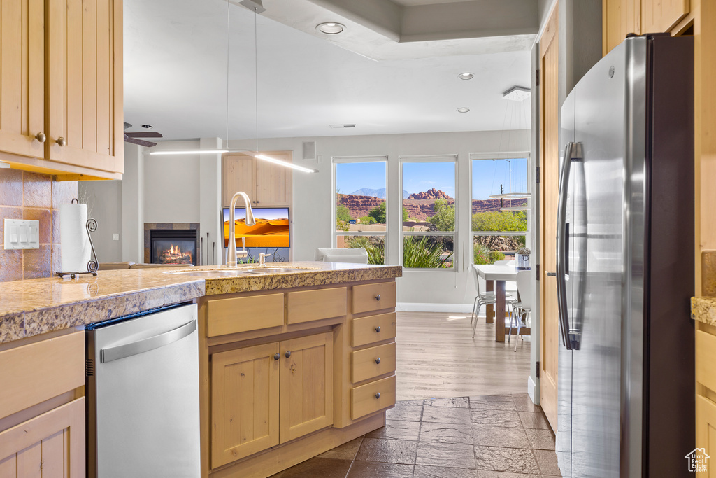Photo 10 for MLS #2114190 at 2655 W Pioneer Pkwy #2
