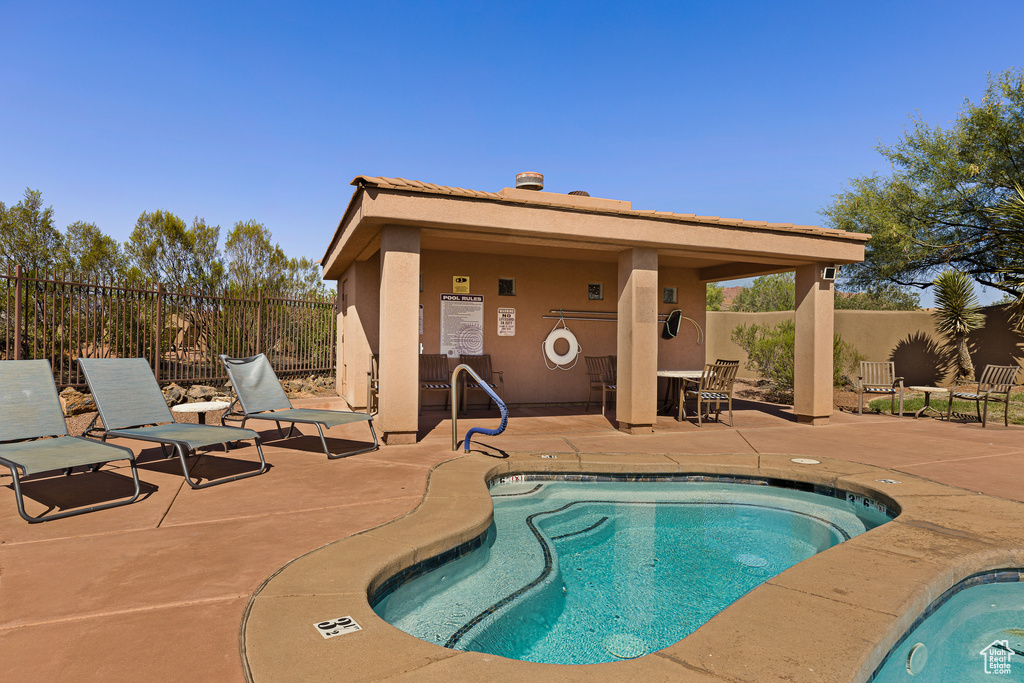 Photo 32 for MLS #2114190 at 2655 W Pioneer Pkwy #2
