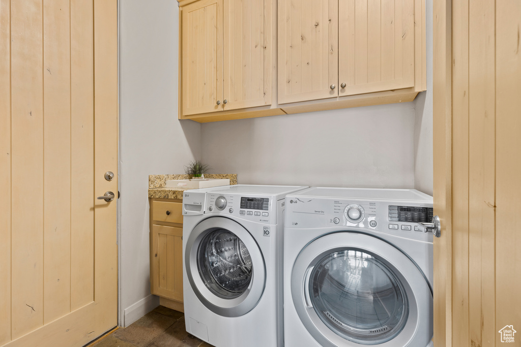 Photo 9 for MLS #2114190 at 2655 W Pioneer Pkwy #2