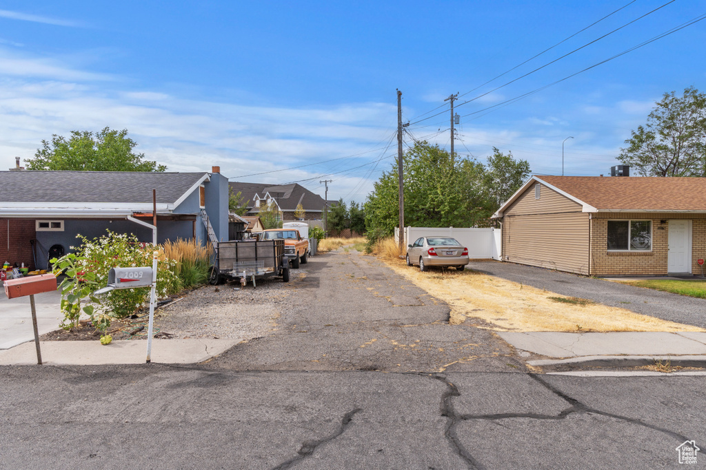 1009 W 2000 ST Provo, UT 84604