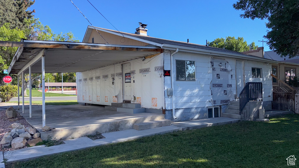 Photo 3 for MLS #2114199 at 126 E 400 North