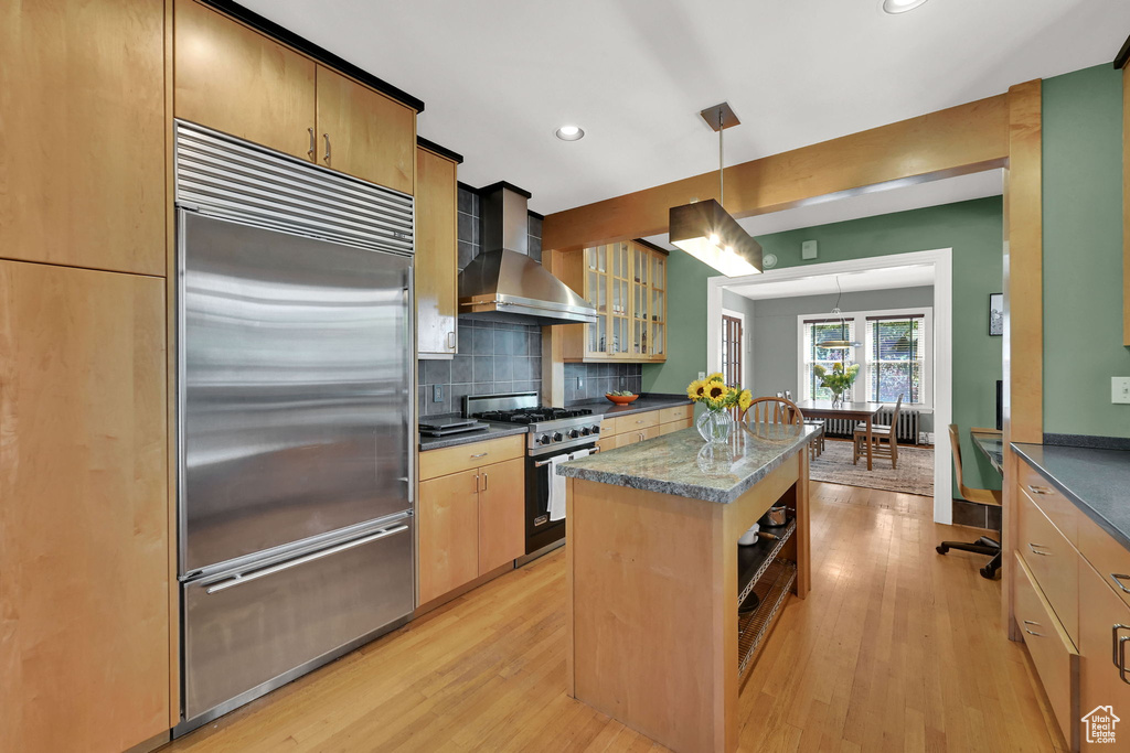 928 S 1500 ST Salt Lake City, UT 84105