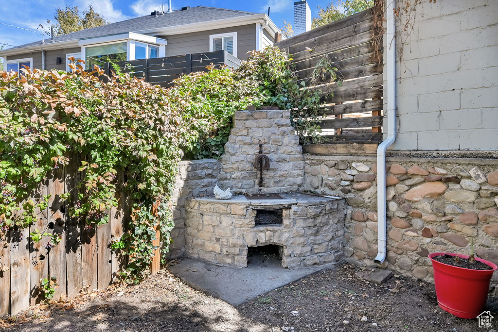 928 S 1500 ST Salt Lake City, UT 84105