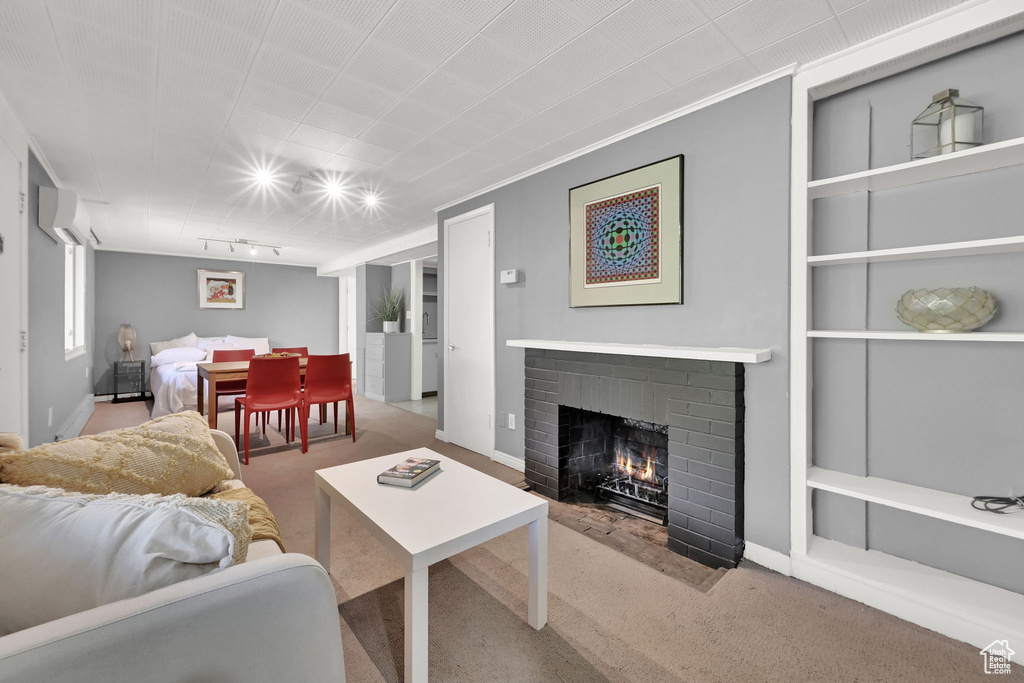 928 S 1500 ST Salt Lake City, UT 84105