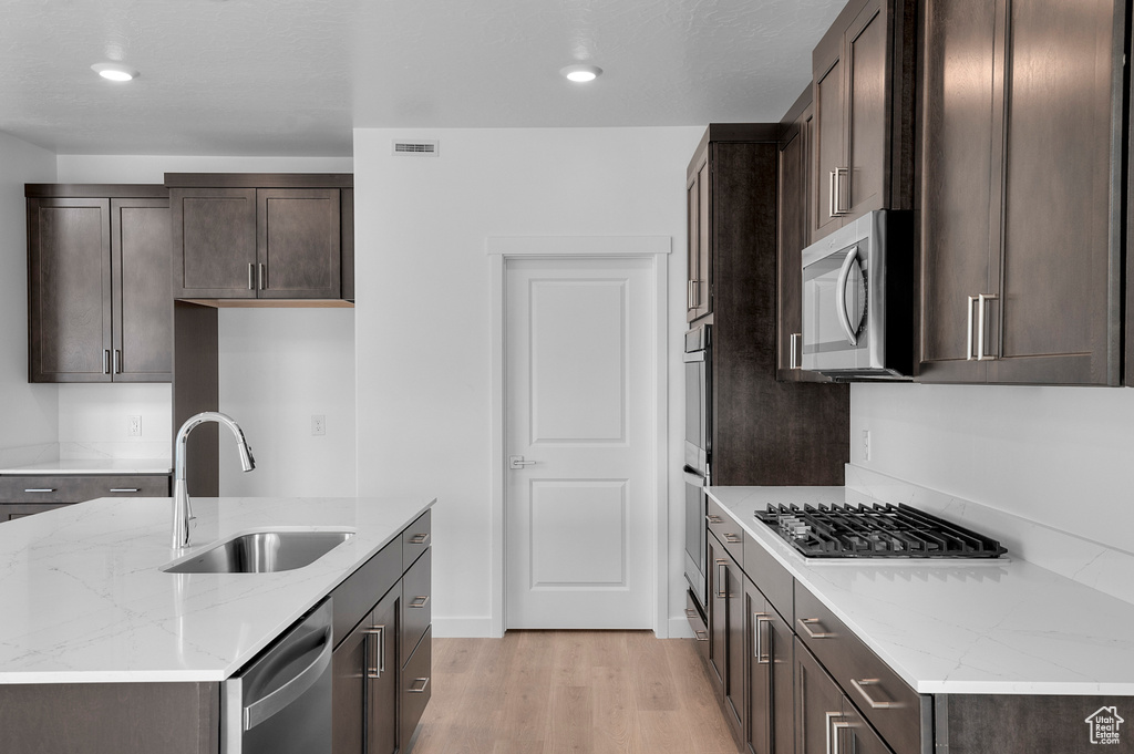 Photo 23 for MLS #2114224 at 842 N Chillingham Dr #172