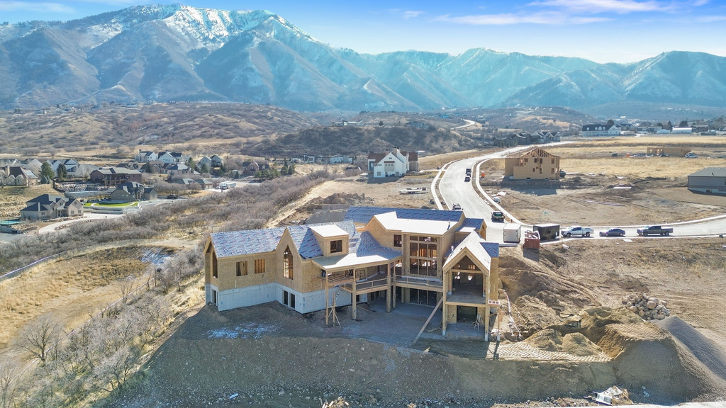 923 N EMERY LN Elk Ridge, UT 84651