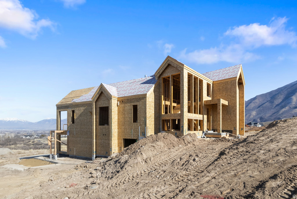 923 N EMERY LN Elk Ridge, UT 84651