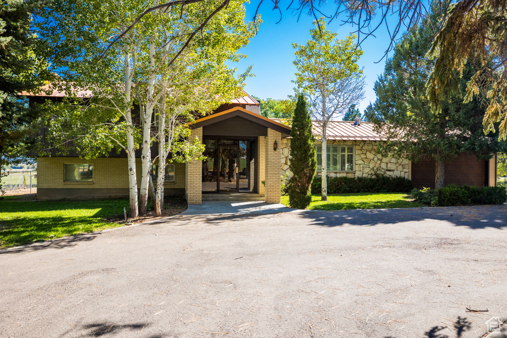 1437 S VERNAL AVE Vernal, UT 84078