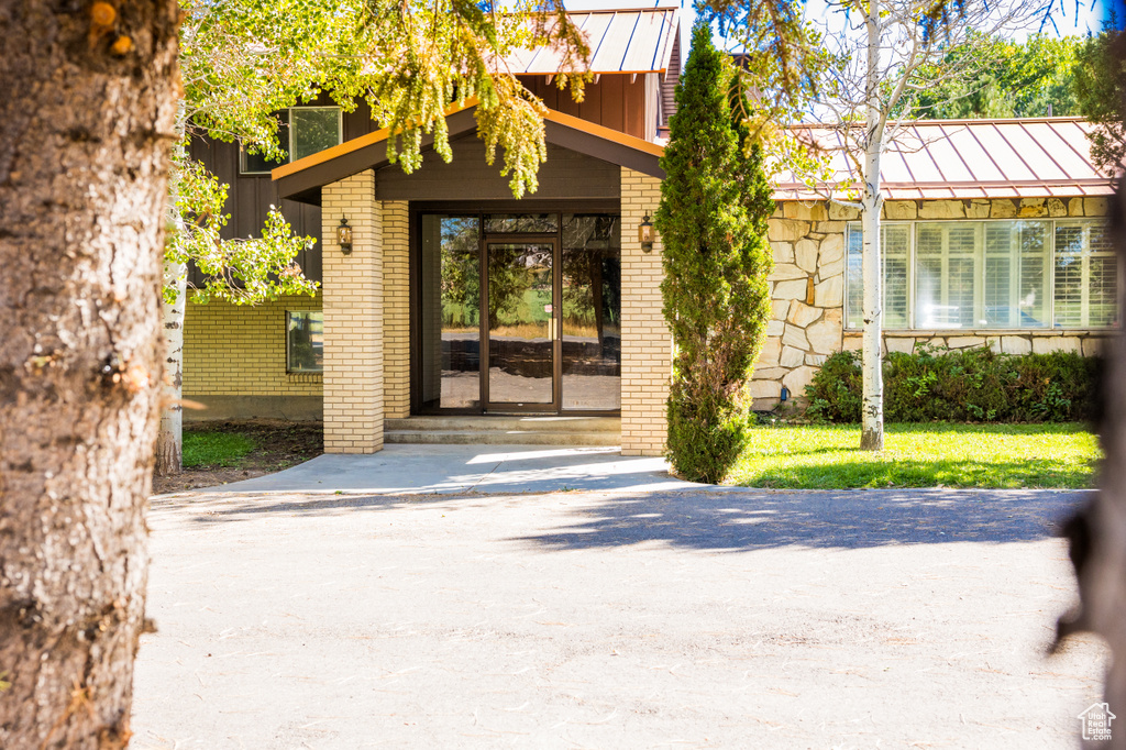 1437 S VERNAL AVE Vernal, UT 84078