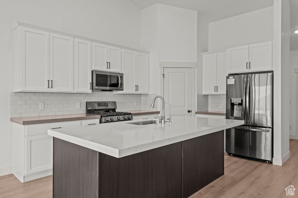 Photo 11 for MLS #2114254 at 85 N Parkside Loop