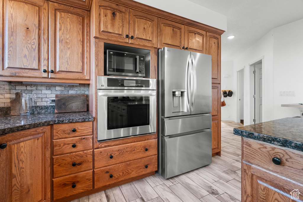 Photo 15 for MLS #2114274 at 6124 Osmond Dr