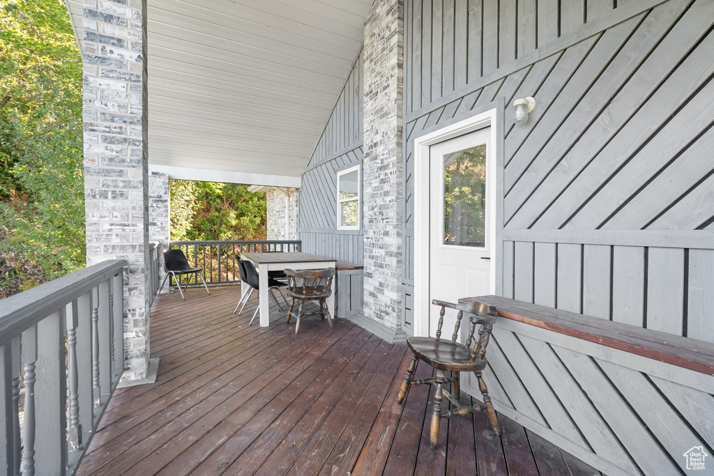 Photo 25 for MLS #2114274 at 6124 Osmond Dr