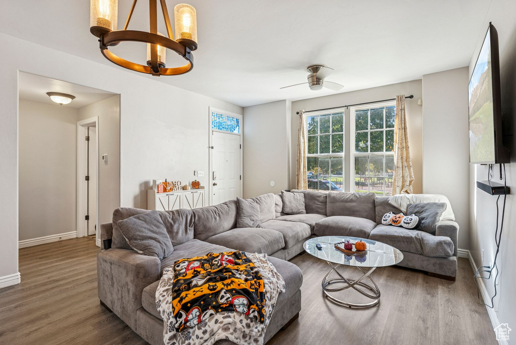 4518 W CAVE RUN LN South Jordan, UT 84095