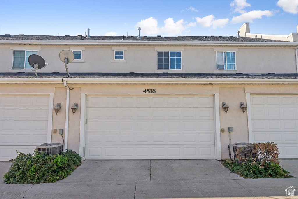 4518 W CAVE RUN LN South Jordan, UT 84095