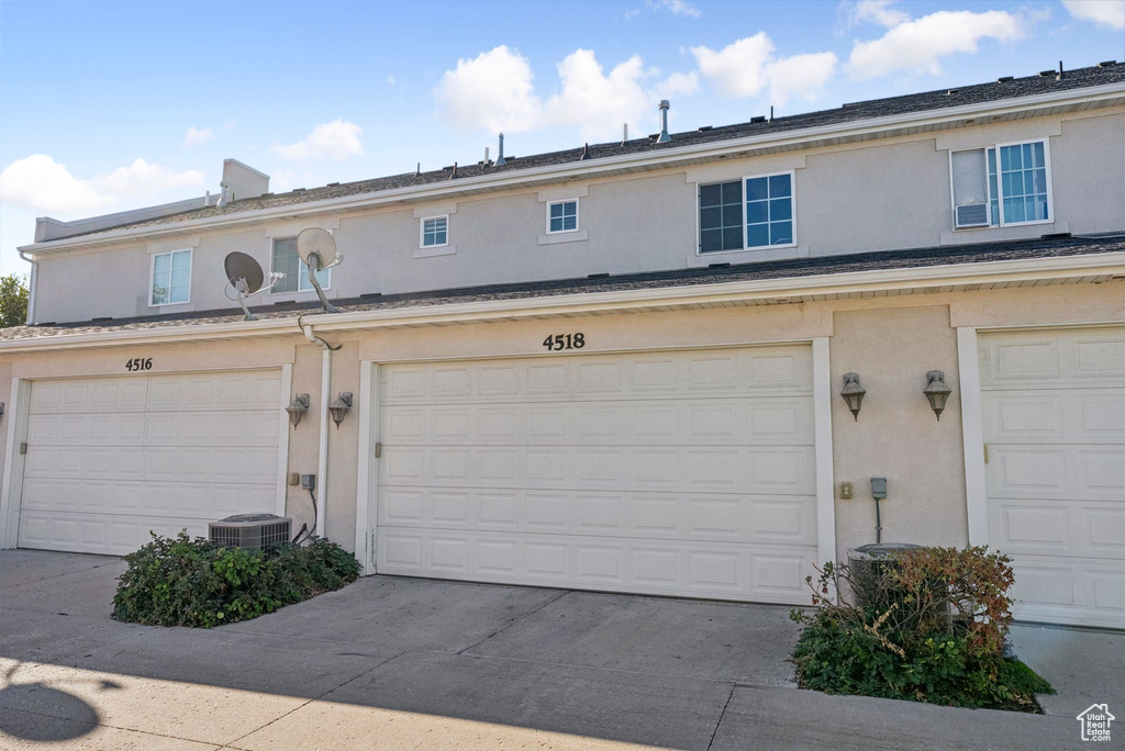 4518 W CAVE RUN LN South Jordan, UT 84095