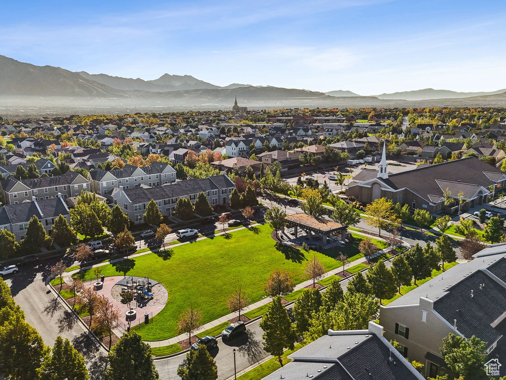4518 W CAVE RUN LN South Jordan, UT 84095